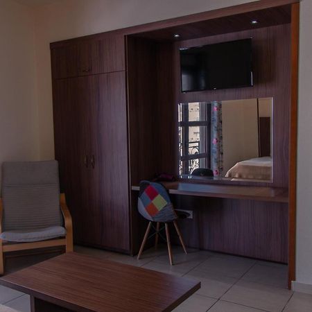 Apartament Lakis Court Larnaca Zewnętrze zdjęcie