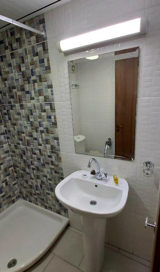 Apartament Lakis Court Larnaca Zewnętrze zdjęcie